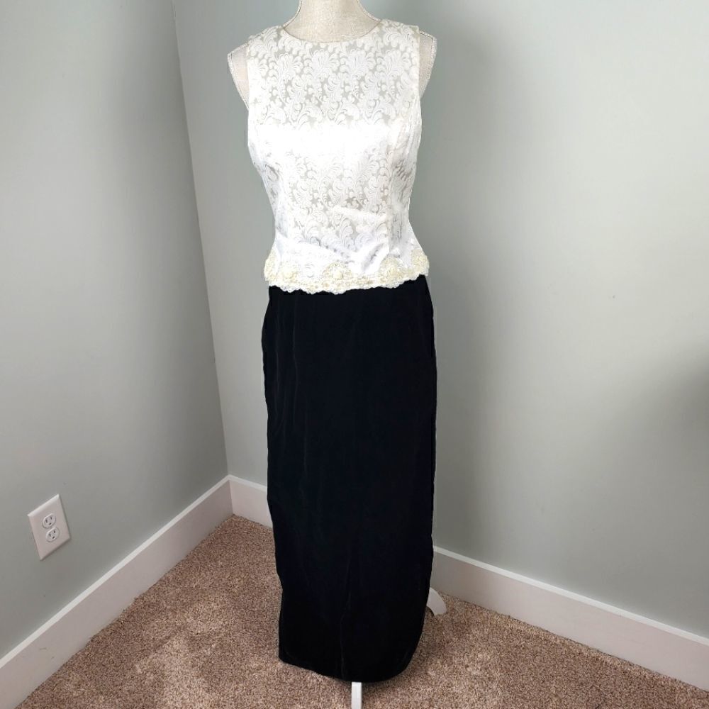 SCOTT MCCLINTOCK VINTAGE LONG EVENING DRESS SIZE 8 BLACK AND WHITE